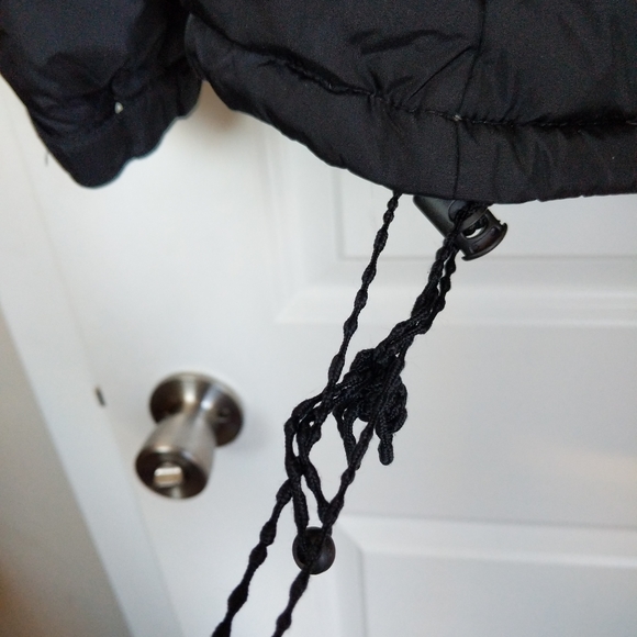 American Eagle Puffer Jacket - Picture 8 of 8